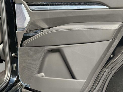 Used 2026 Cadillac Escalade V w/ LPO, ONYX Package AWD/4WD image 29