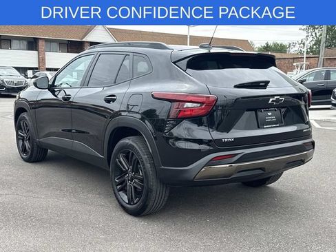 Used 2025 Chevrolet Trax ACTIV w/ Driver Confidence Package FWD image 38