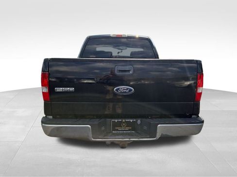 Used 2004 Ford F150 XLT image 4