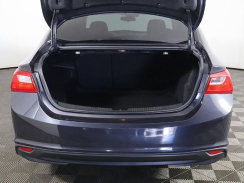 Used 2023 Chevrolet Malibu LT FWD image 12