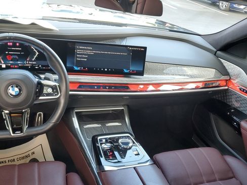 Used 2024 BMW 760i xDrive w/ Executive Package AWD/4WD image 19