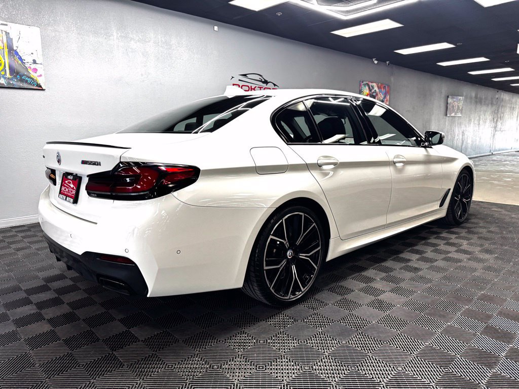 Used 2023 BMW M550i xDrive w/ Executive Package AWD/4WD image 15