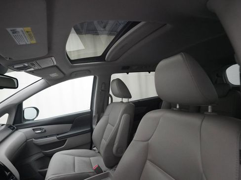 Used 2015 Honda Odyssey EX-L image 35