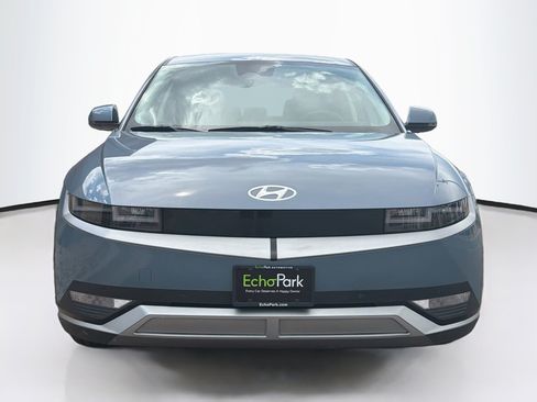 Used 2024 Hyundai Ioniq 5 SEL AWD/4WD image 2