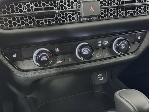 Certified 2023 Honda HR-V Sport image 15