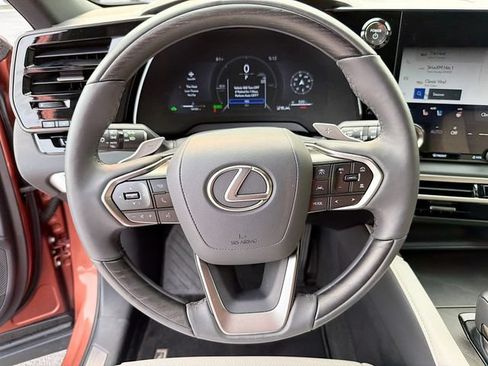 Used 2025 Lexus RX 350h AWD/4WD image 12