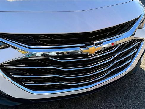 Used 2023 Chevrolet Malibu LT image 28