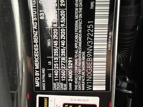 Used 2022 Mercedes-Benz GLC 300 4MATIC image 25