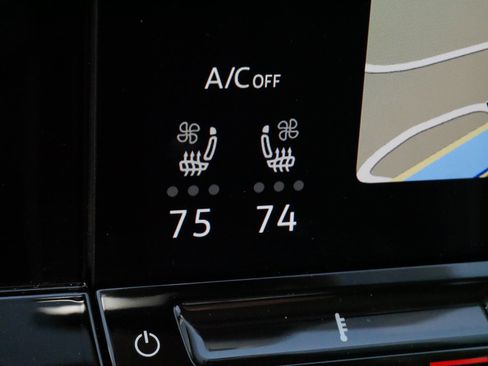 Certified 2024 Volkswagen Atlas SEL Premium R-Line image 30