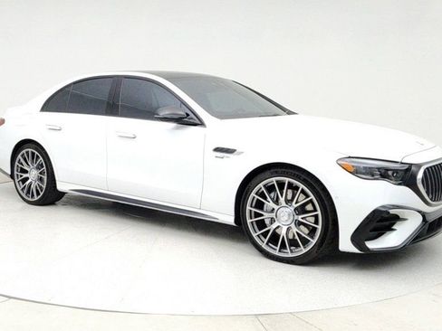 Used 2025 Mercedes-Benz E 53 AMG e 4MATIC Sedan w/ Driver Assistance Package image 3
