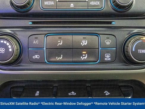 Used 2018 Chevrolet Silverado 1500 LT w/ LT Convenience Package image 8