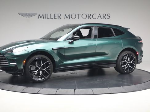 Used 2026 Aston Martin DBX 707 AWD/4WD image 2