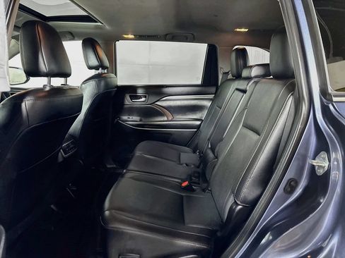 Used 2019 Toyota Highlander Limited AWD/4WD image 21