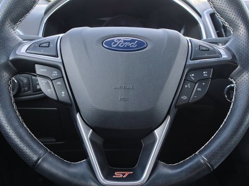 Certified 2021 Ford Edge ST w/ Equipment Group 401A image 20