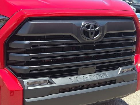 New 2026 Toyota Tundra SR5 RWD image 7