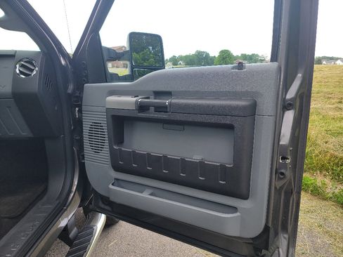 Used 2013 Ford F250 XLT w/ XLT Value Pkg AWD/4WD image 25