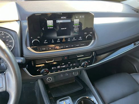 Certified 2023 Nissan Rogue SL w/ SL Premium Package image 8