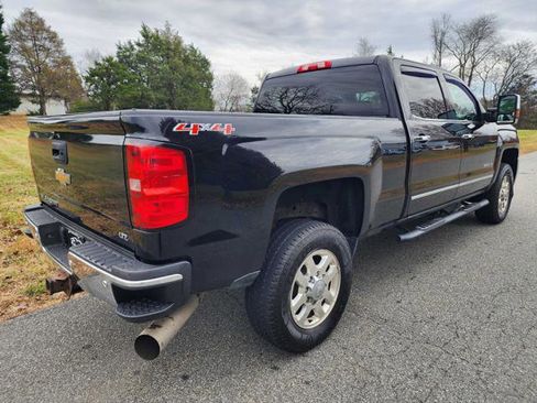 Used 2015 Chevrolet Silverado 2500 LTZ w/ Duramax Plus Package image 6