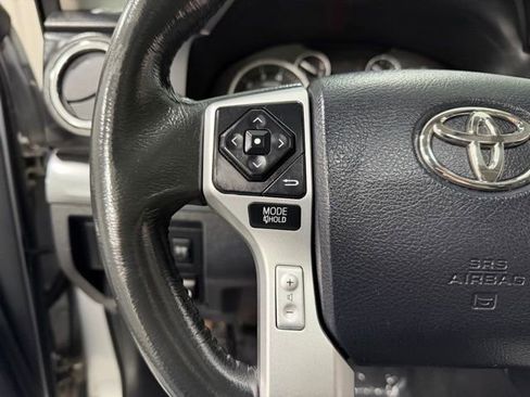 Used 2017 Toyota Tundra Platinum AWD/4WD image 16