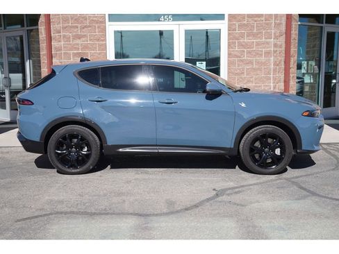 Used 2024 Dodge Hornet R/T Plus w/ Tech Pack Plus w/o Parking image 6