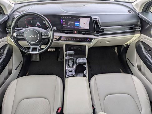 Used 2023 Kia Sportage EX FWD image 3
