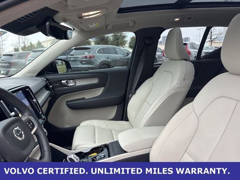 Used 2024 Volvo XC40 B5 Ultimate w/ Protection Package Premier image 18
