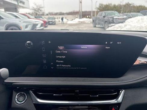 Used 2025 Buick Envista Avenir image 17