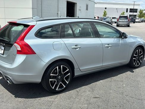 Used 2018 Volvo V60 T5 Dynamic FWD image 28