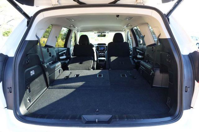 Used 2022 Subaru Ascent Premium w/ Convenience Package AWD/4WD image 9