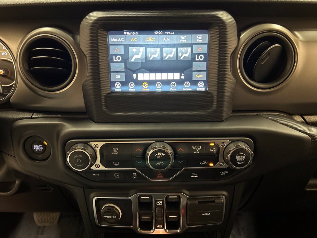 Used 2022 Jeep Gladiator Sport AWD/4WD image 23