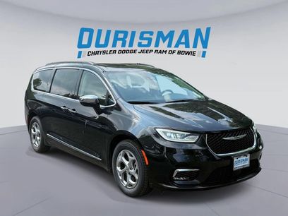 Used 2023 Chrysler Pacifica Limited