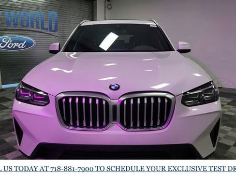 Used 2024 BMW X3 sDrive30i image 3