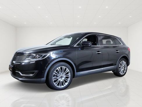 Used 2018 Lincoln MKX Reserve w/ Lincoln MKX Climate Package AWD/4WD image 2