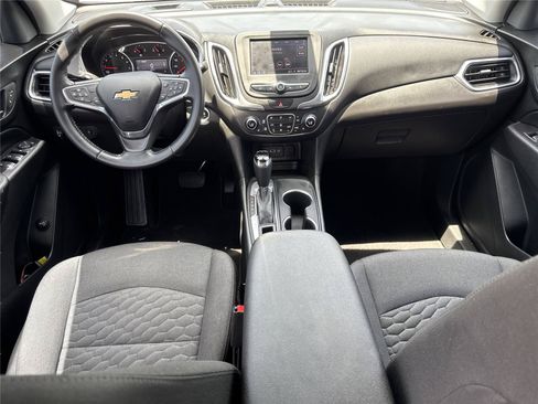 Used 2020 Chevrolet Equinox LT FWD image 13
