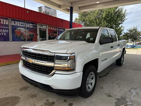 Used 2018 Chevrolet Silverado 1500 W/T w/ WT Convenience Package RWD image 3