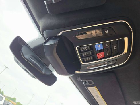 Used 2025 Jeep Grand Cherokee Summit AWD/4WD image 33