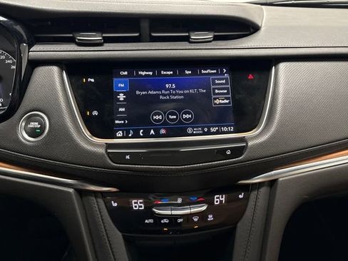 Used 2022 Cadillac XT5 Premium Luxury image 35
