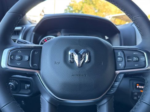 New 2026 RAM 1500 4x4 Crew Cab image 21