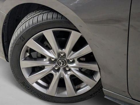 Used 2021 MAZDA MAZDA3 s FWD image 10