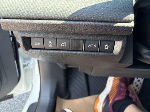 Used 2026 Toyota Camry SE FWD image 19