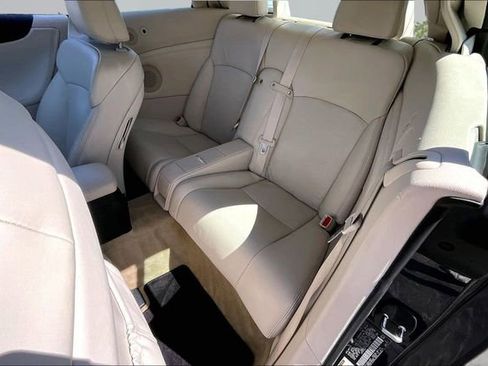 Used 2010 Lexus IS 250C RWD image 23