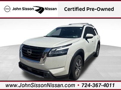 Certified 2023 Nissan Pathfinder SL w/ Lighting Package (N92)