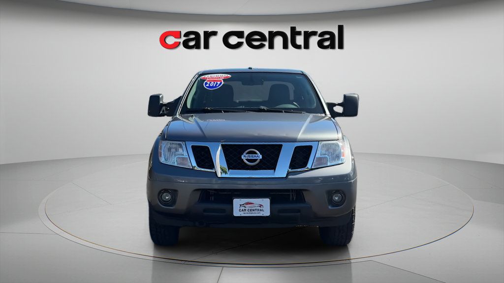 Used 2017 Nissan Frontier SV w/ SV Value Truck Package AWD/4WD image 8