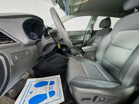 Used 2017 Hyundai Tucson SE image 25