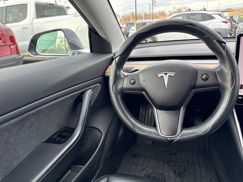 Used 2019 Tesla Model 3 Long Range image 48