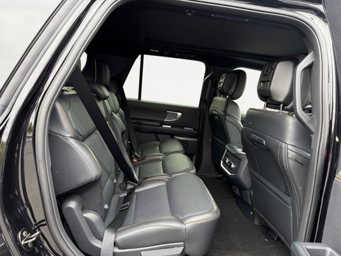 New 2026 Ford Expedition Tremor image 18