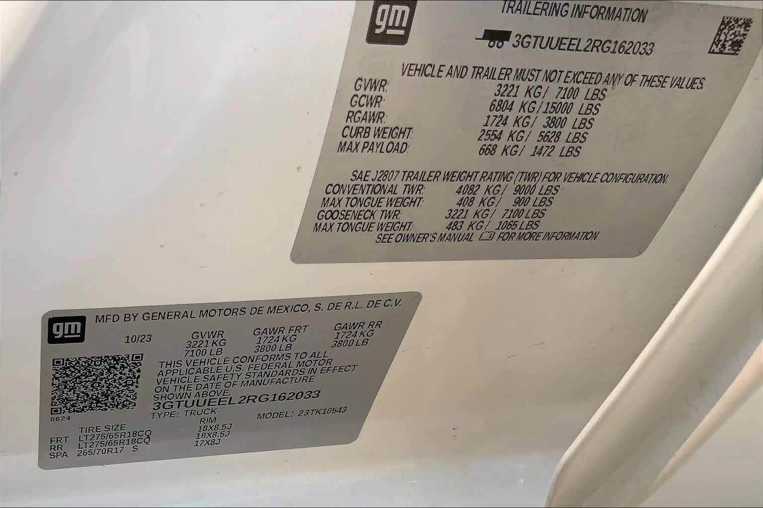 Used 2024 GMC Sierra 1500 AT4 w/ Technology Package AWD/4WD image 34