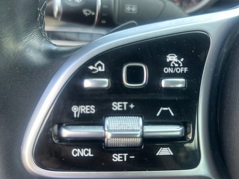 Used 2019 Mercedes-Benz E 450 4MATIC Coupe image 25