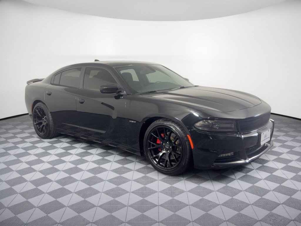 Used 2017 Dodge Charger R/T w/ Navigation & Travel Group RWD image 7