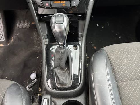 Used 2018 Buick Encore Sport Touring FWD image 18